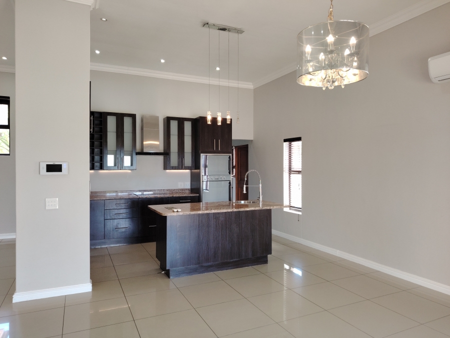 To Let 3 Bedroom Property for Rent in Jakarandas Western Cape